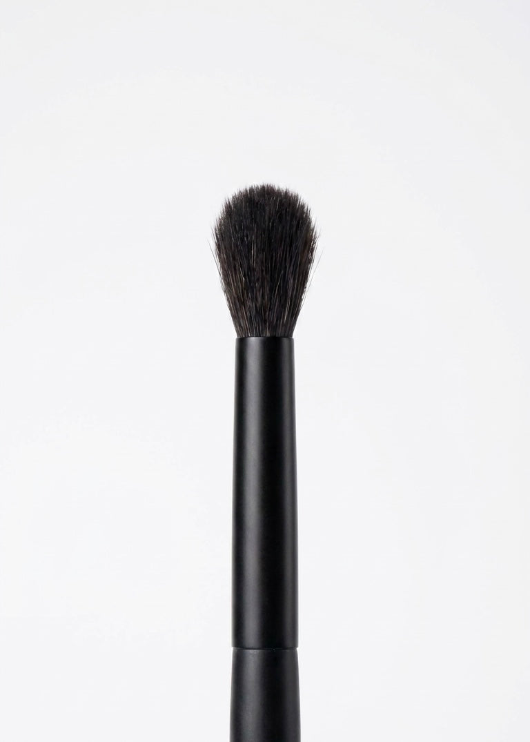 Brush Nº102 · The Depth · Artisan Eye Brush