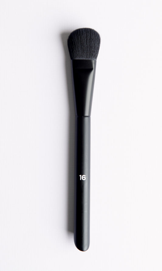 Brush Nº16 · The Base Brush · Artisan Face Brush