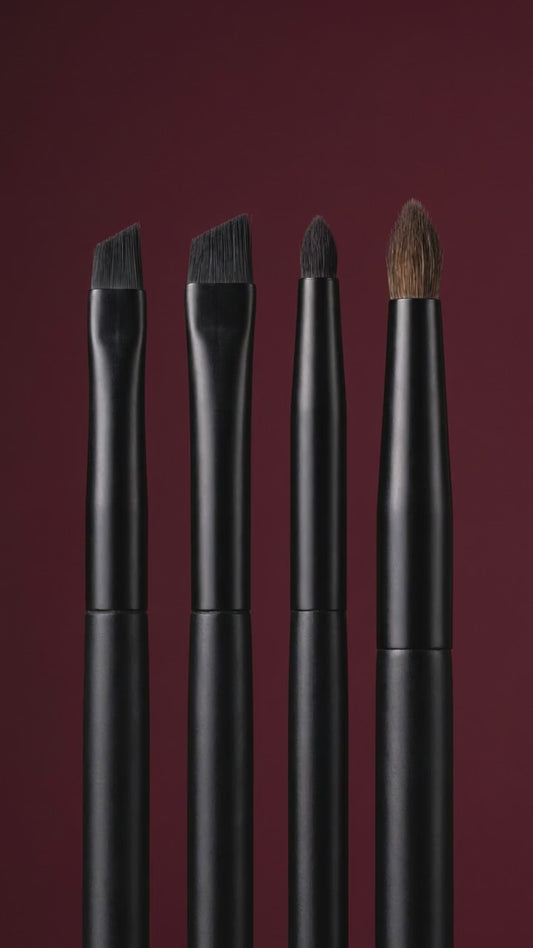 Artisan Precision Eye Set •
Detail & definition brushes